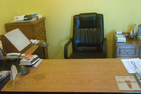 Escritorio del consultorio de ginecología